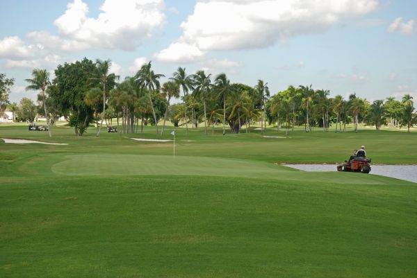 Golf Course Maintenance in Westminster